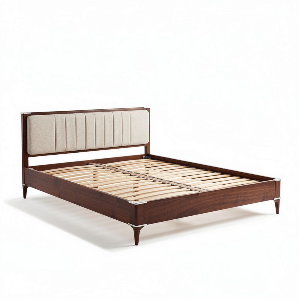 Cama de madeira com cabeceira estofada em tom natural 200 x 160 x 30cm